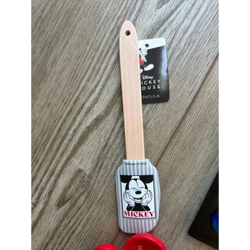 Snack clips